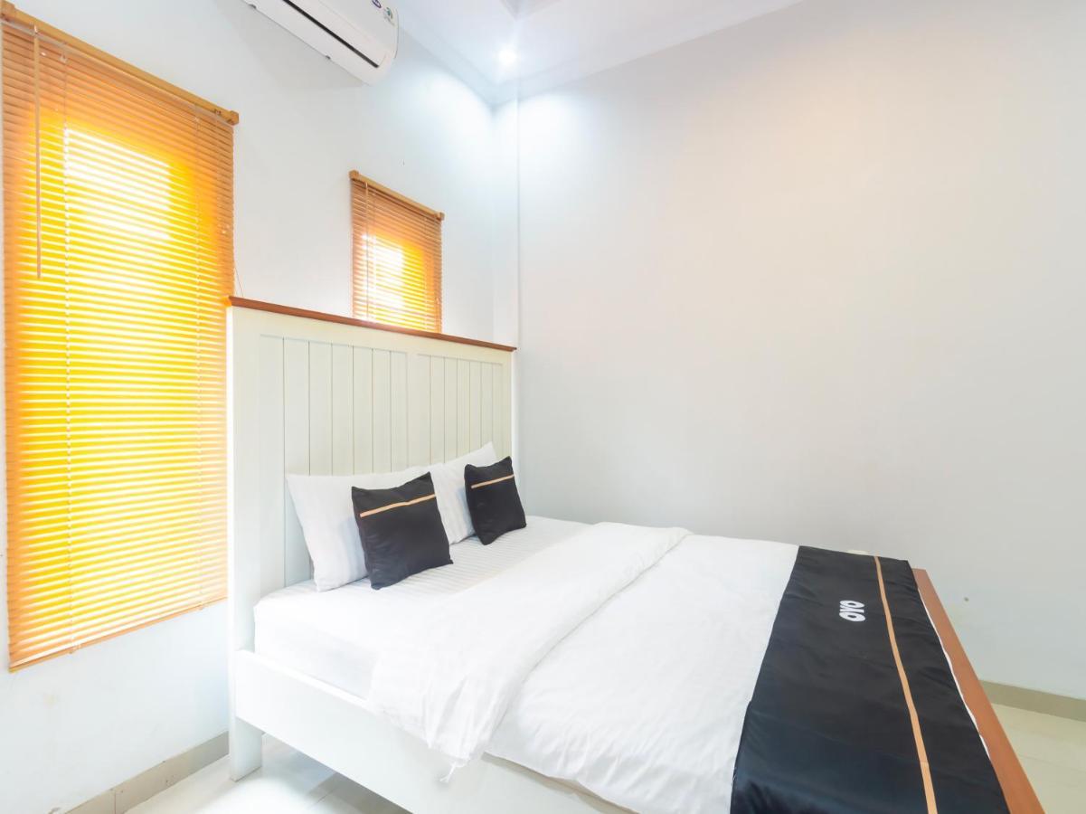 Super Oyo Collection O 3280 Cendhani Raras Hotel ยอกยาการ์ตา ภายนอก รูปภาพ