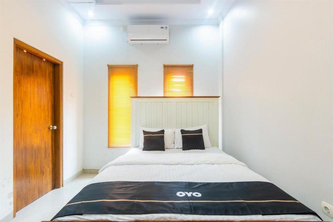 Super Oyo Collection O 3280 Cendhani Raras Hotel ยอกยาการ์ตา ภายนอก รูปภาพ